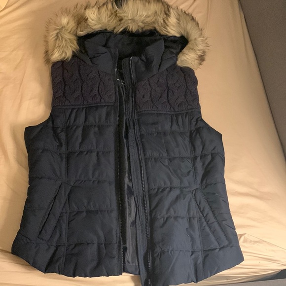 Aeropostale puffer vest - Picture 1 of 6